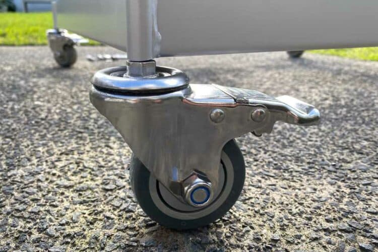 best cantilever umbrella base on wheels